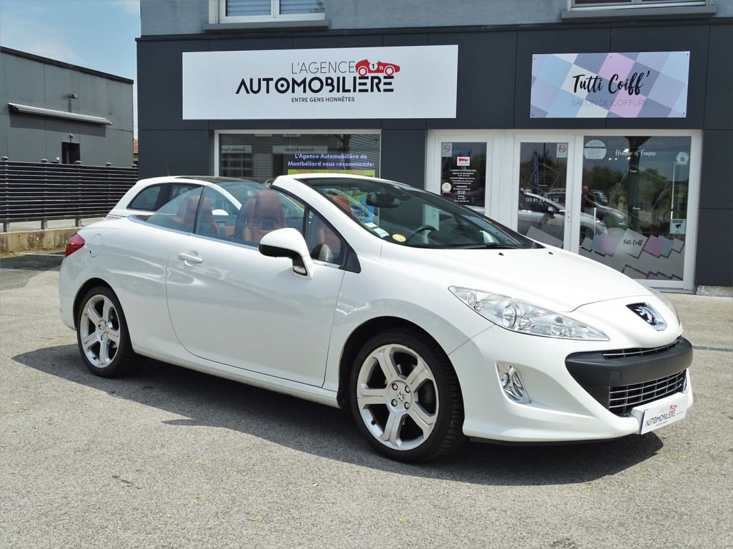 Peugeot 308 CC 2.0 HDI 136 ch FAP BVA Feline — 1