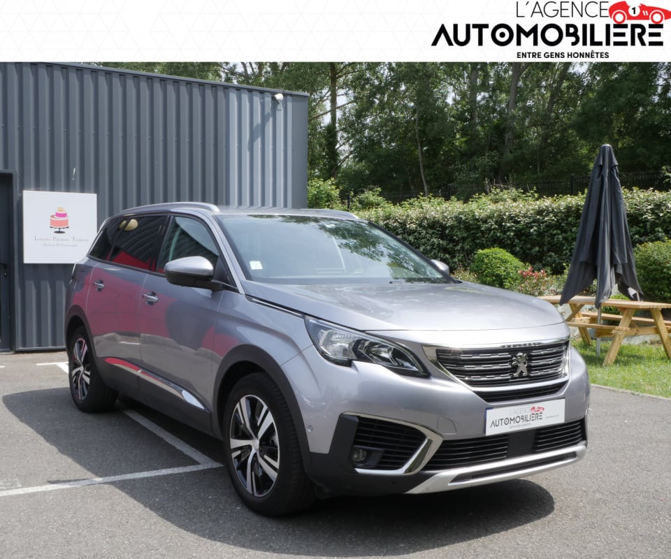 Peugeot 5008 II 1.5 BlueHDi S&S ALLURE 130 cv — 1
