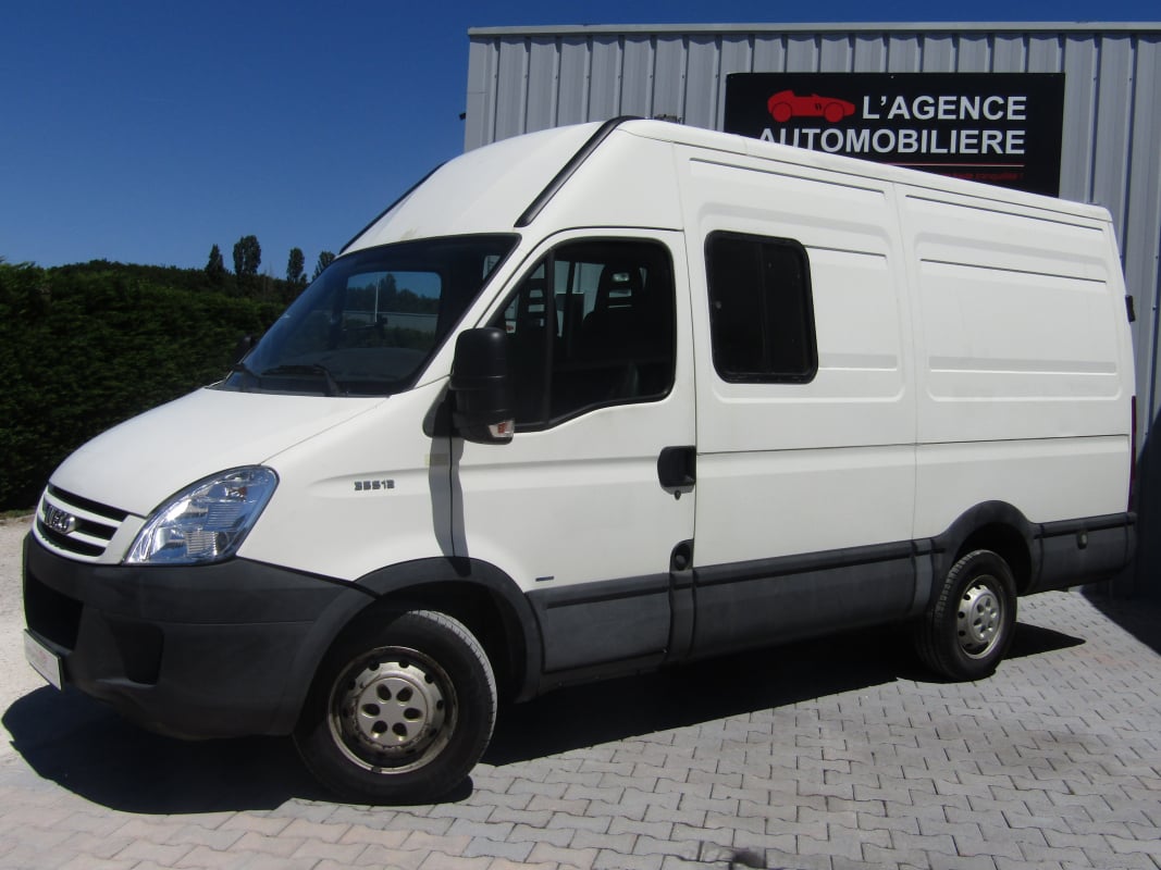 Iveco Daily 35.S12V 7 PLACES Origine Française — 1