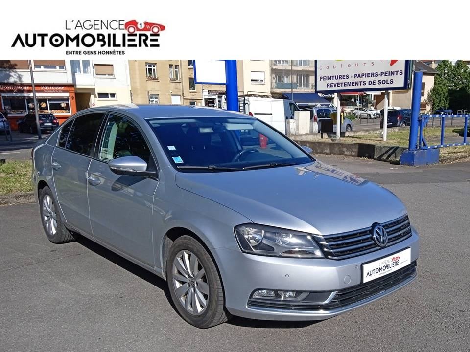Volkswagen Passat 1.6L TDI 105 Confortline — 1