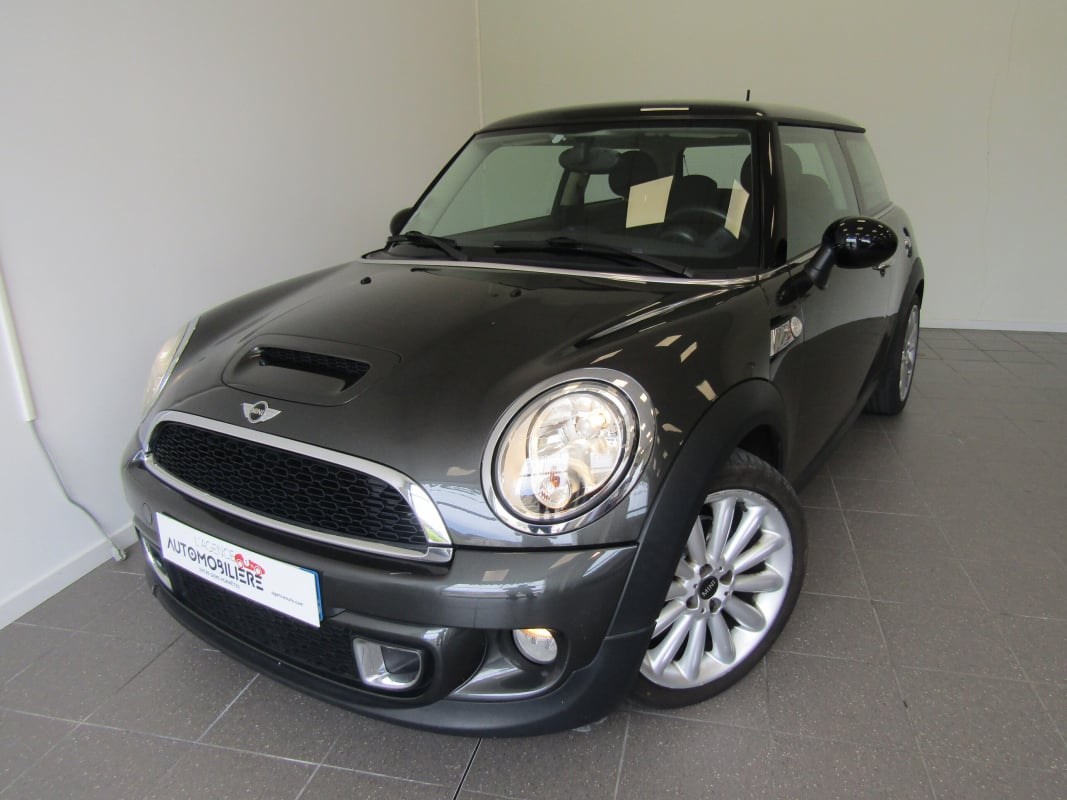 Mini Cooper SD 2.0 D 16V 143 cv — 1