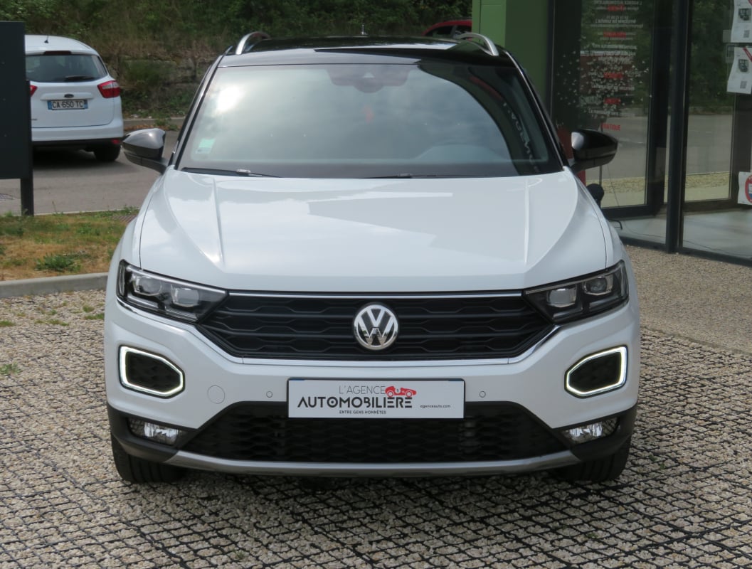 Volkswagen T-roc TSI 150cv DSG7 CARAT SPORT Blanc Pur Toit noir — 2