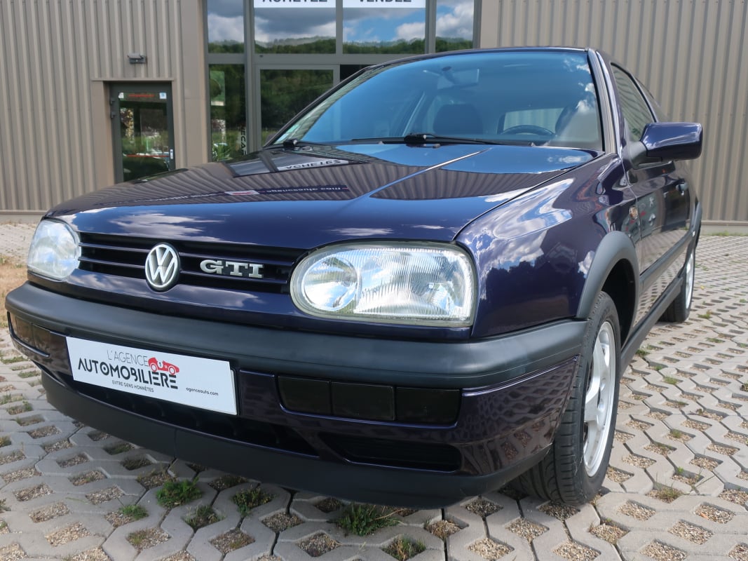 Volkswagen Golf III 2.0 GTI 115Cv — 1