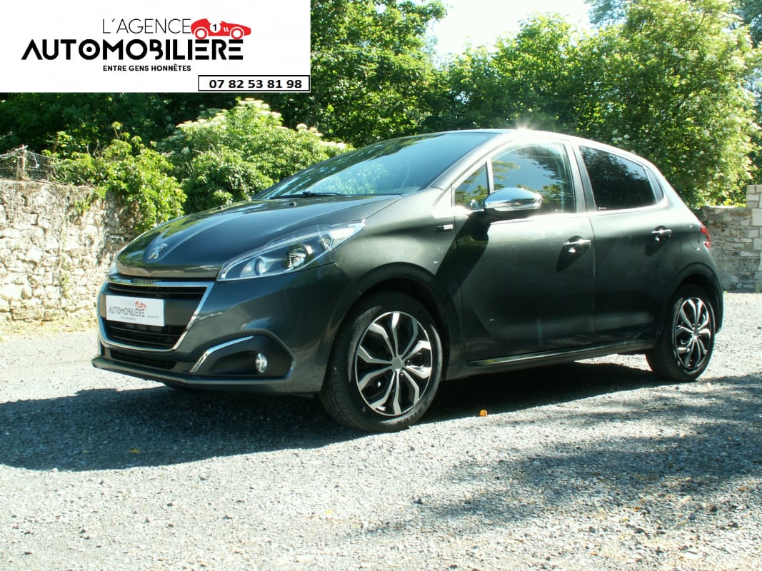 Peugeot 208 1.2 Pure Teck 82 Allure 5 portes — 1