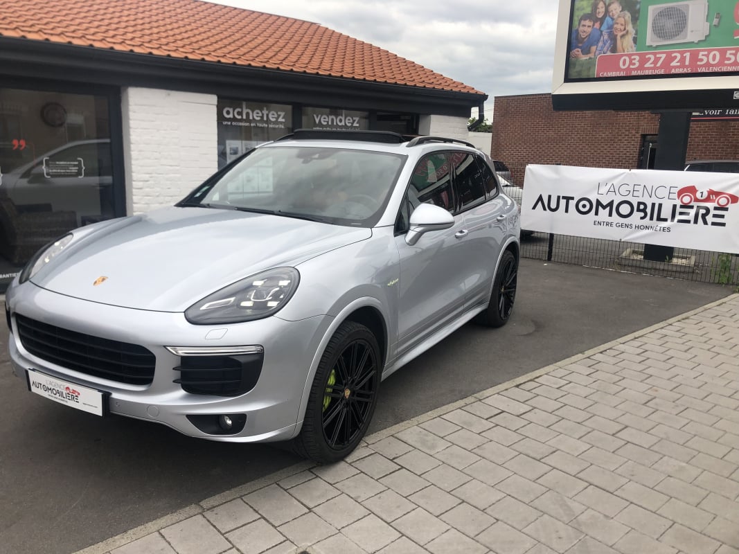 Porsche Cayenne Cayenne S Hybrid 3.0 V6 AWD 333/416 cv Boîte auto — 1