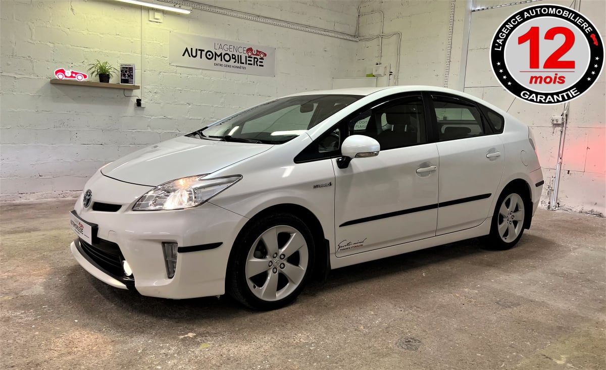 Toyota Prius 1.8 HYBRID 136H 100 DYNAMIC — 1