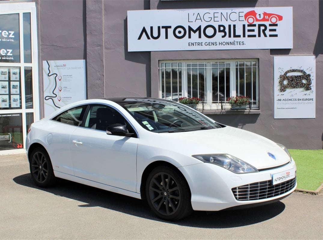 Renault Laguna 150 cv - 2.0 - dci - 4 control GP MONACO — 1