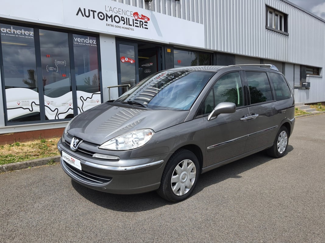 Peugeot 807 2.0 HDI 120 CH CONFORT — 1