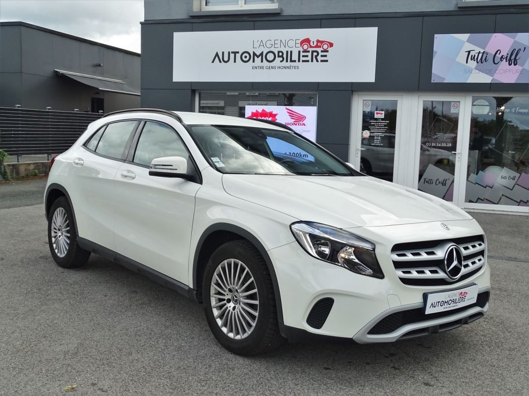 Mercedes-Benz Classe GLA GLA phase 2 180d 1.5 109 ch — 1