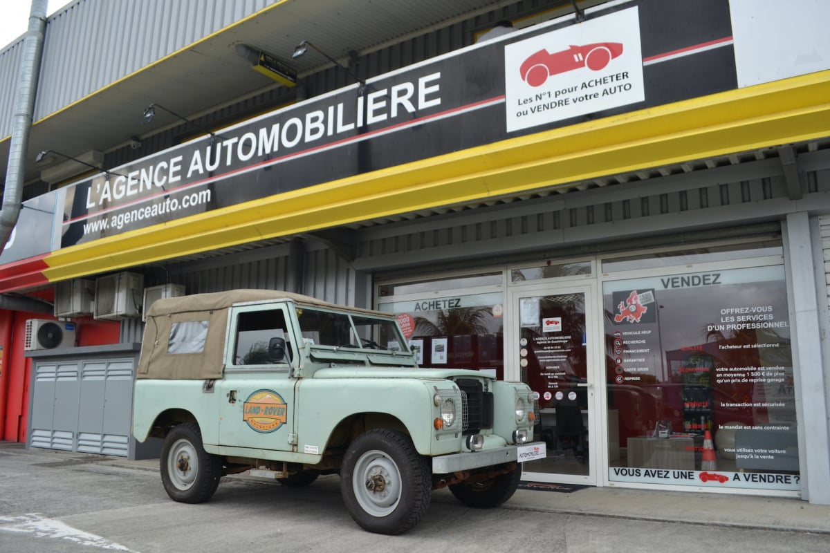 Land Rover Defender Santana 88 — 1