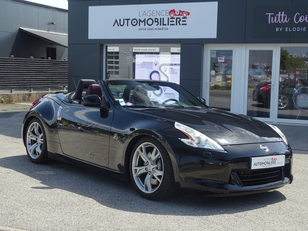 Nissan 370Z 3.7 i V6 24V 328 cv PACK SUIVI NISSAN — 1