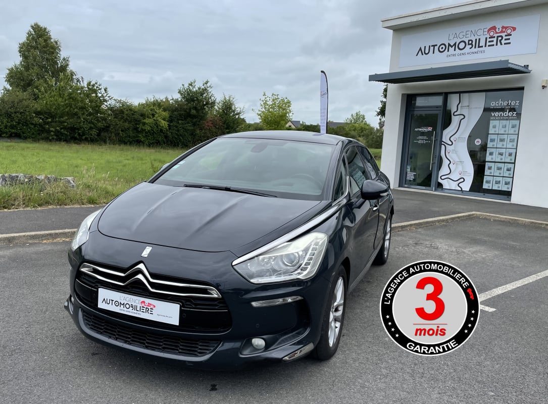 DS DS 5 DS DS5 SO CHIC 2.0 HDI 163 CV 163 C V BOITE 6 RAPPORTS — 1