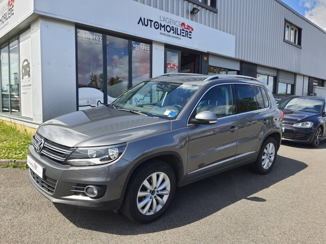 Volkswagen Tiguan 2.0 TDI 140 BLUEMOTION SPORT LINE — 1