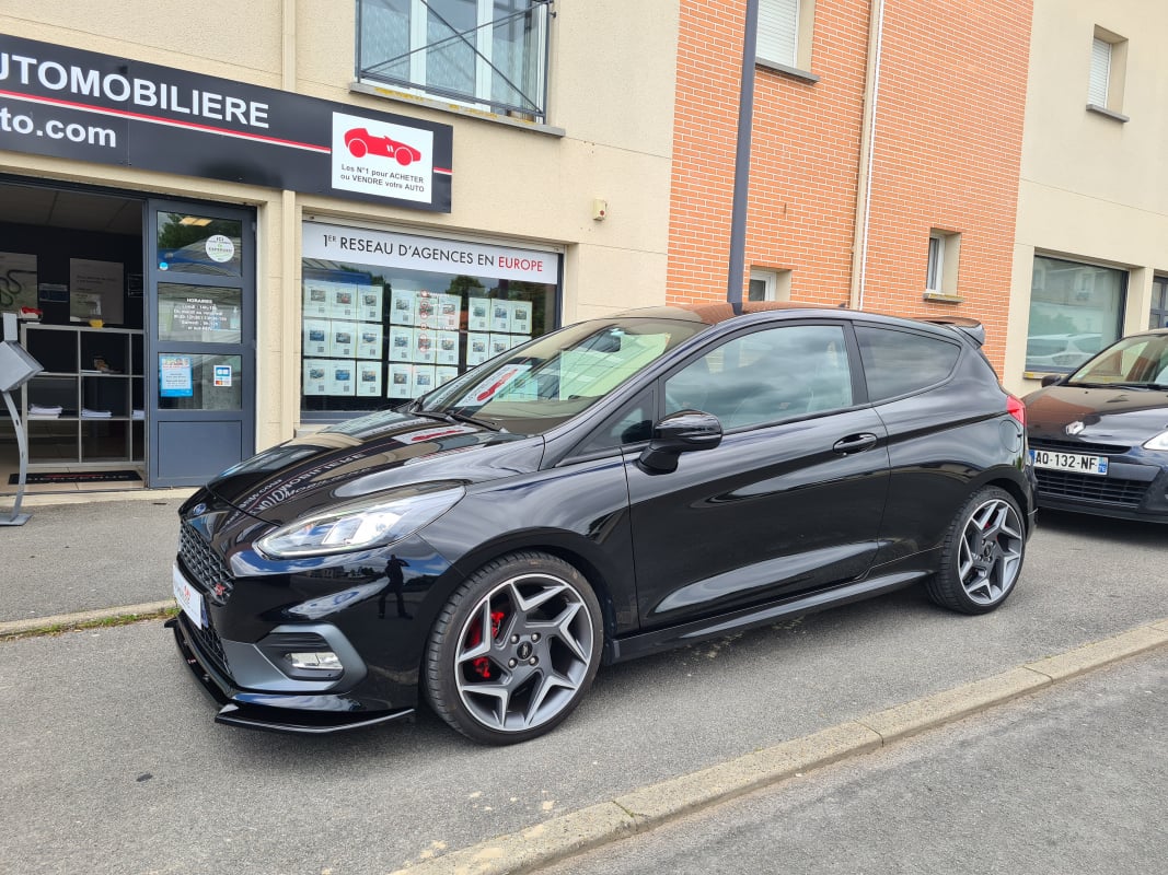 Ford Fiesta VI 1.5 ECOBOOST 200 ST PLUS pack performance — 1