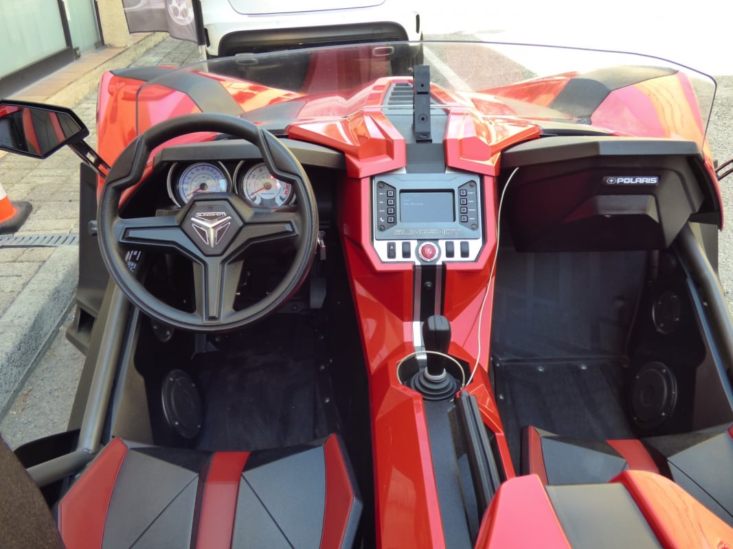 Polaris Slingshot POLARIS Slingshot 175 ch 4 cylindres — 2