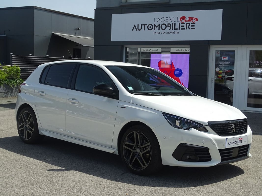 Peugeot 308 1.2 Puretech 130 GT PACK I Cockpit Compteur digital Black Pack — 1