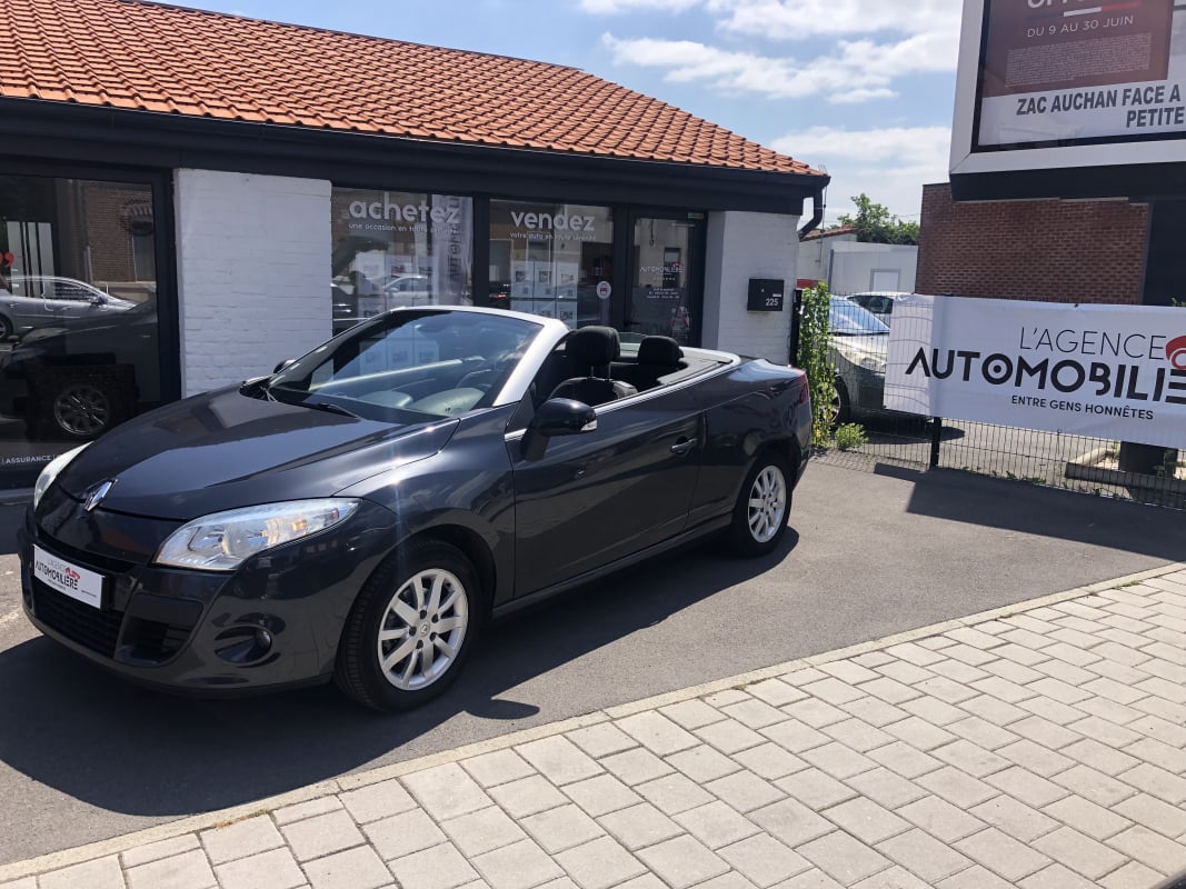 Renault Megane III COUPE CABRIOLET 1.5 DCI 110 FAP — 1