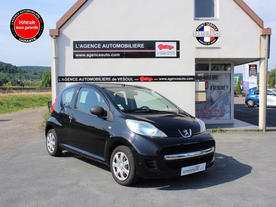 Peugeot 107 1.0 12v 68 ch Trendy Euro5 3p — 1