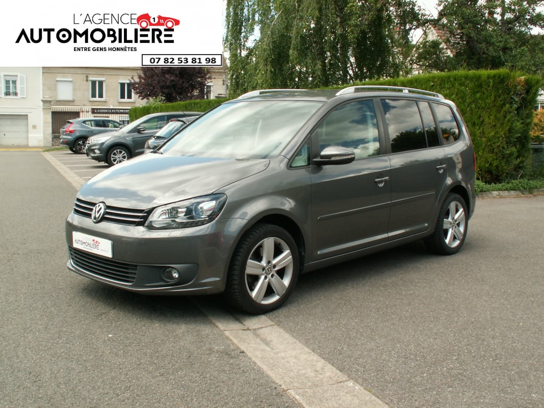 Volkswagen Touran 2.0 TDI 140 Confortline 7 places — 1