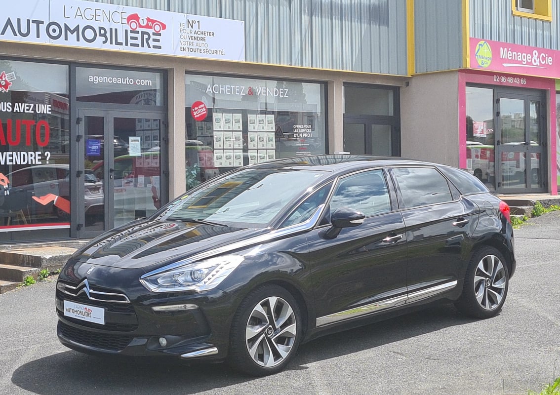 Citroen DS5 2.0 HDi FAP 16V S&S 181 cv Sport Chic — 1