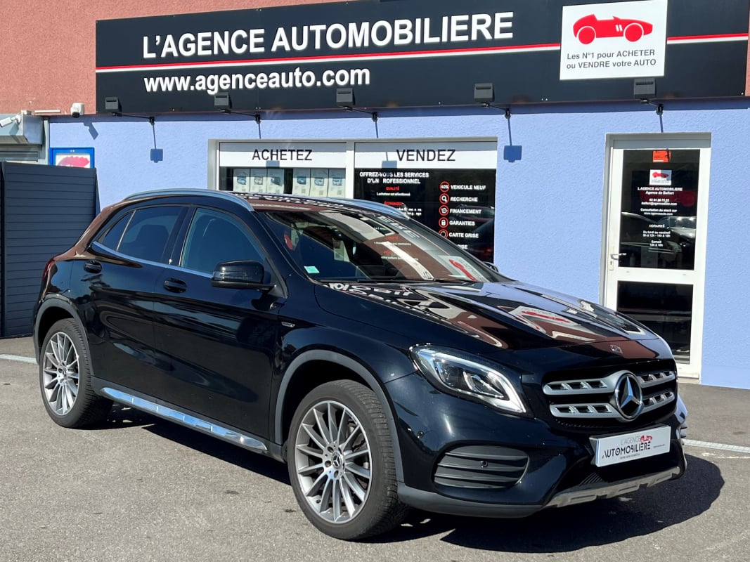 Mercedes-Benz Classe GLA 200D STARLIGHT EDITION 7G-DCT — 1