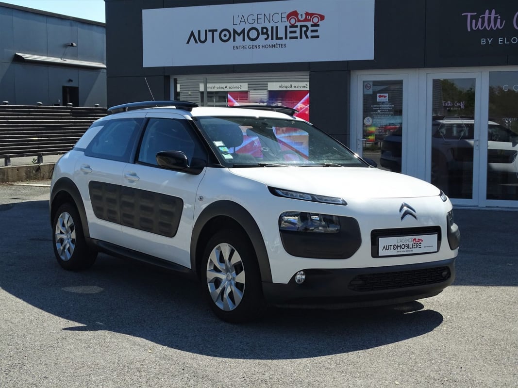 Citroen C4 Cactus 1.2 PureTech 82 ch FEEL BVM5 — 1