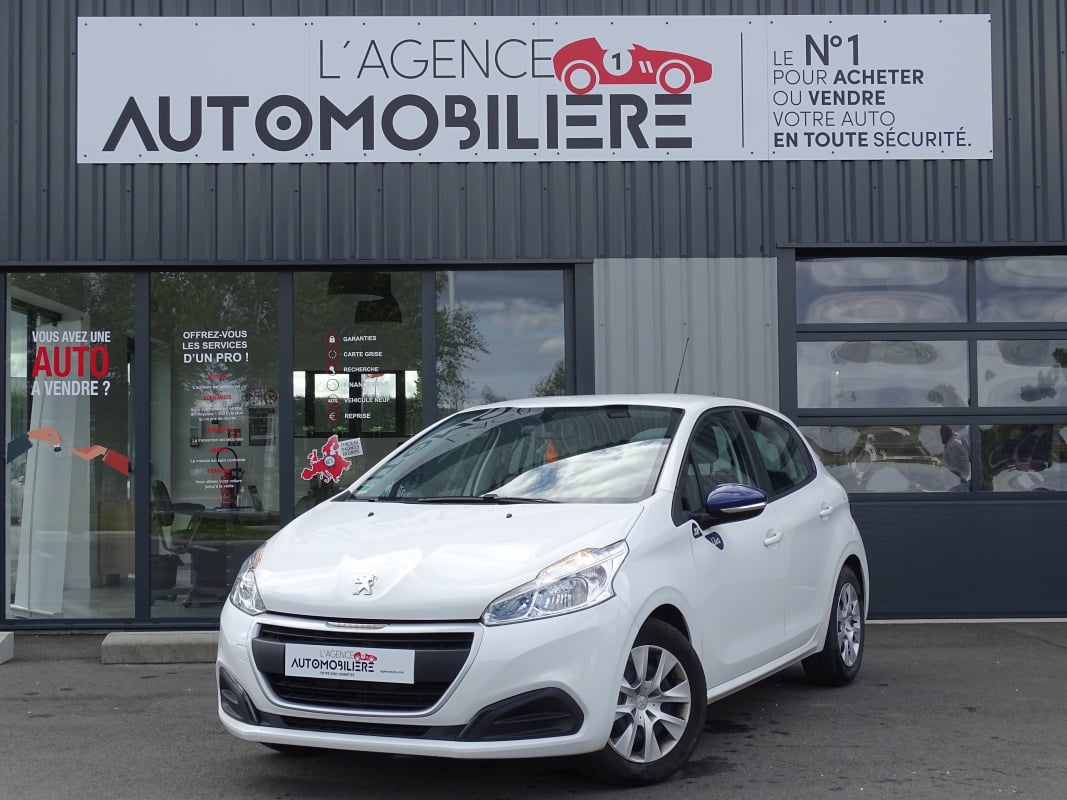 Peugeot 208 1.2 PURE TECH LIKE 68CH — 1