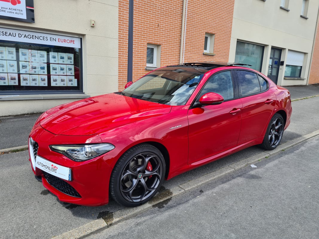 Alfa Romeo Giulia II 2.0 TB 280 Q4 VELOCE AT8 — 1