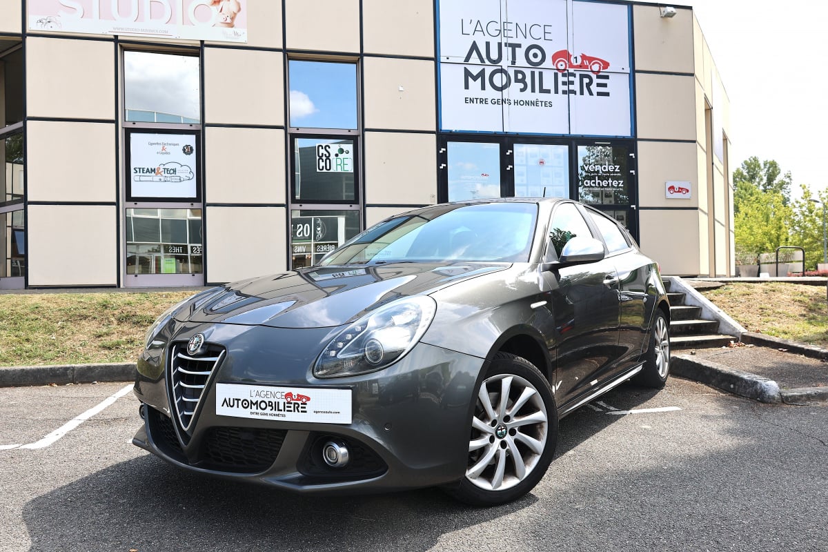 Alfa Romeo Giulietta 2.0 JTDM 150 EXCLUSIVE START-STOP — 1
