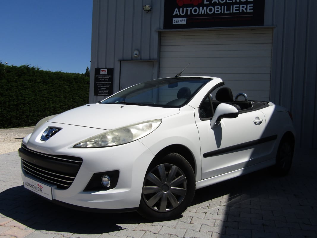 Peugeot 207 CC 1.6 VTI 120 CV — 1