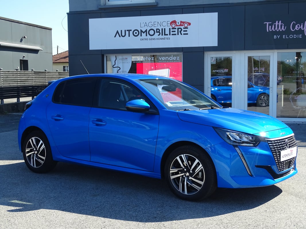 Peugeot 208 1,2 PURETECH 100 CH ROAD TRIP DISPO — 1