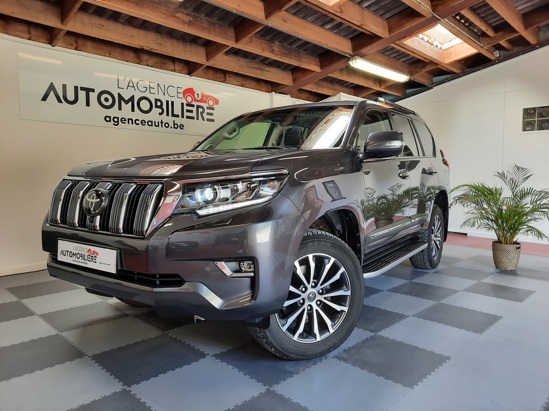 Toyota Land Cruiser 2.8D 4D PREMIUM A/T 177Ch Boite AutomatiqueUtilitaire/ Garantie Toyota 5 ans — 1
