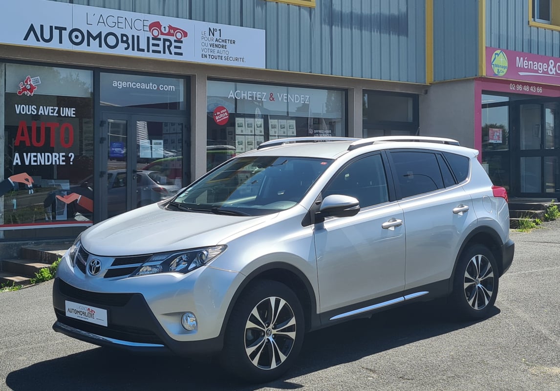 Toyota RAV4 2.0 D-4D 16V AWD 124 cv Life — 1