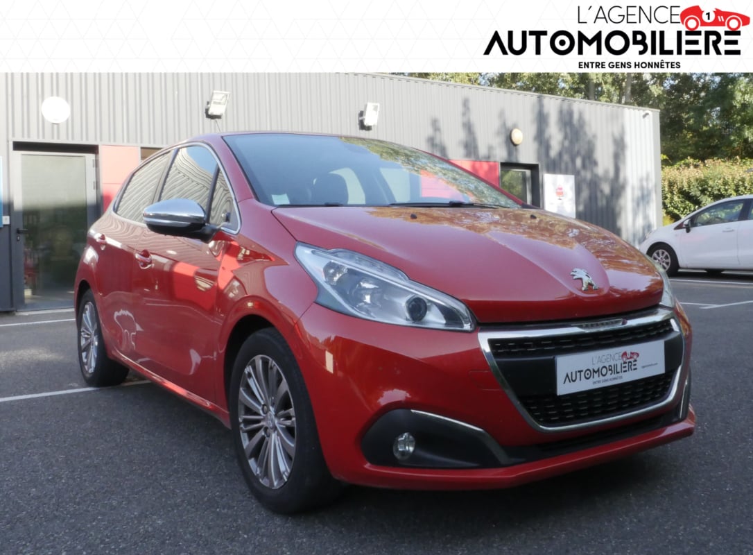 Peugeot 208 1.2 PURETECH 80 ALLURE START-STOP — 1