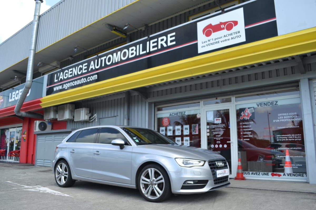 Audi A3 1.6 TDI 110ch FAP S line S tronic — 1