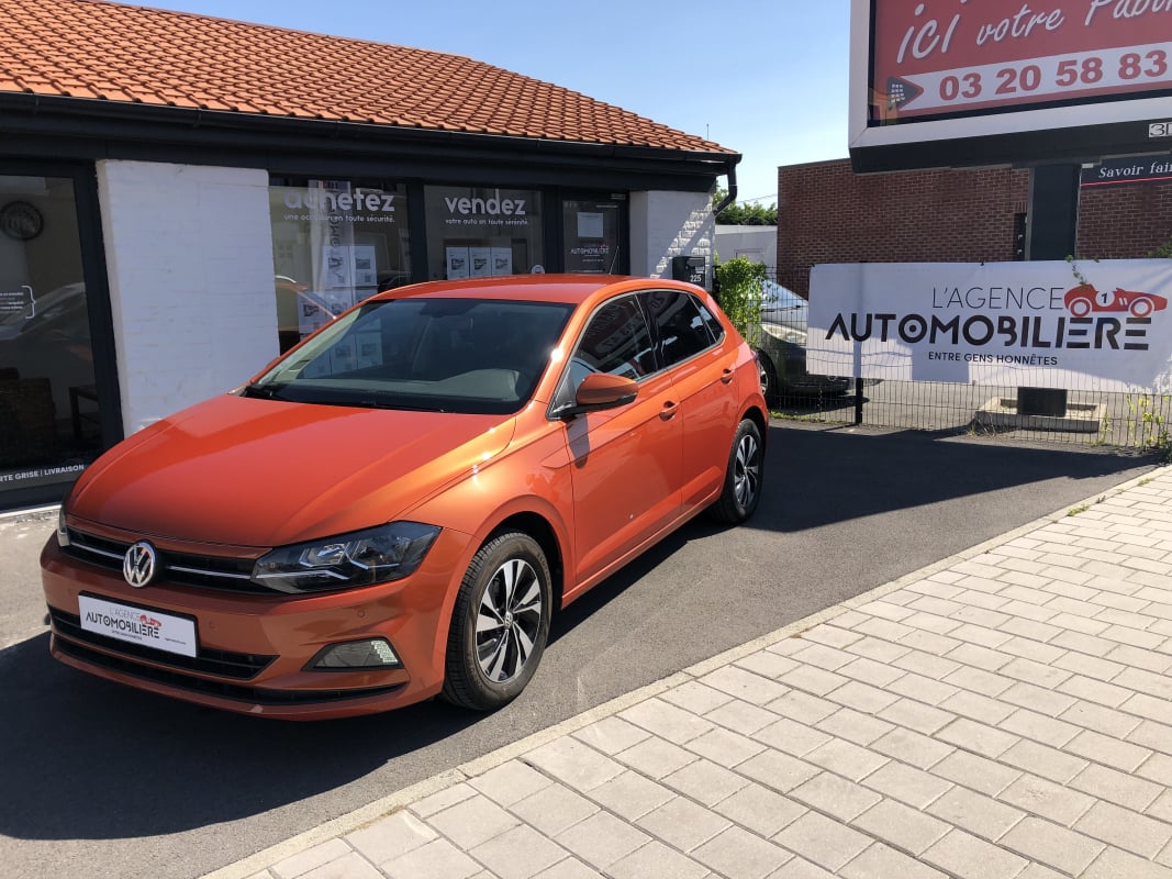 Volkswagen Polo VI 1.6 TDI 95 CONFORTLINE — 1