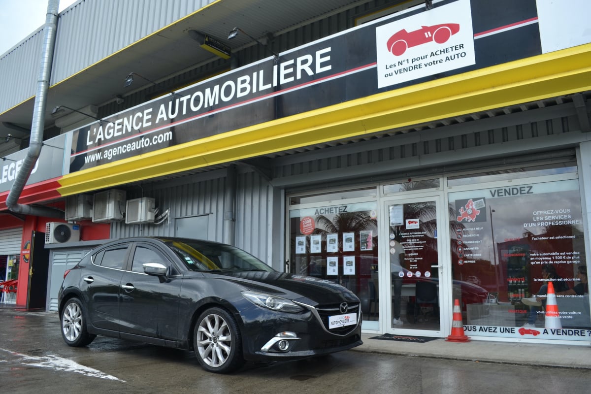 Mazda Mazda 3 2.2 SKYACTIV-D 150 ELEGANCE SKYACTIV-DRIVE — 1