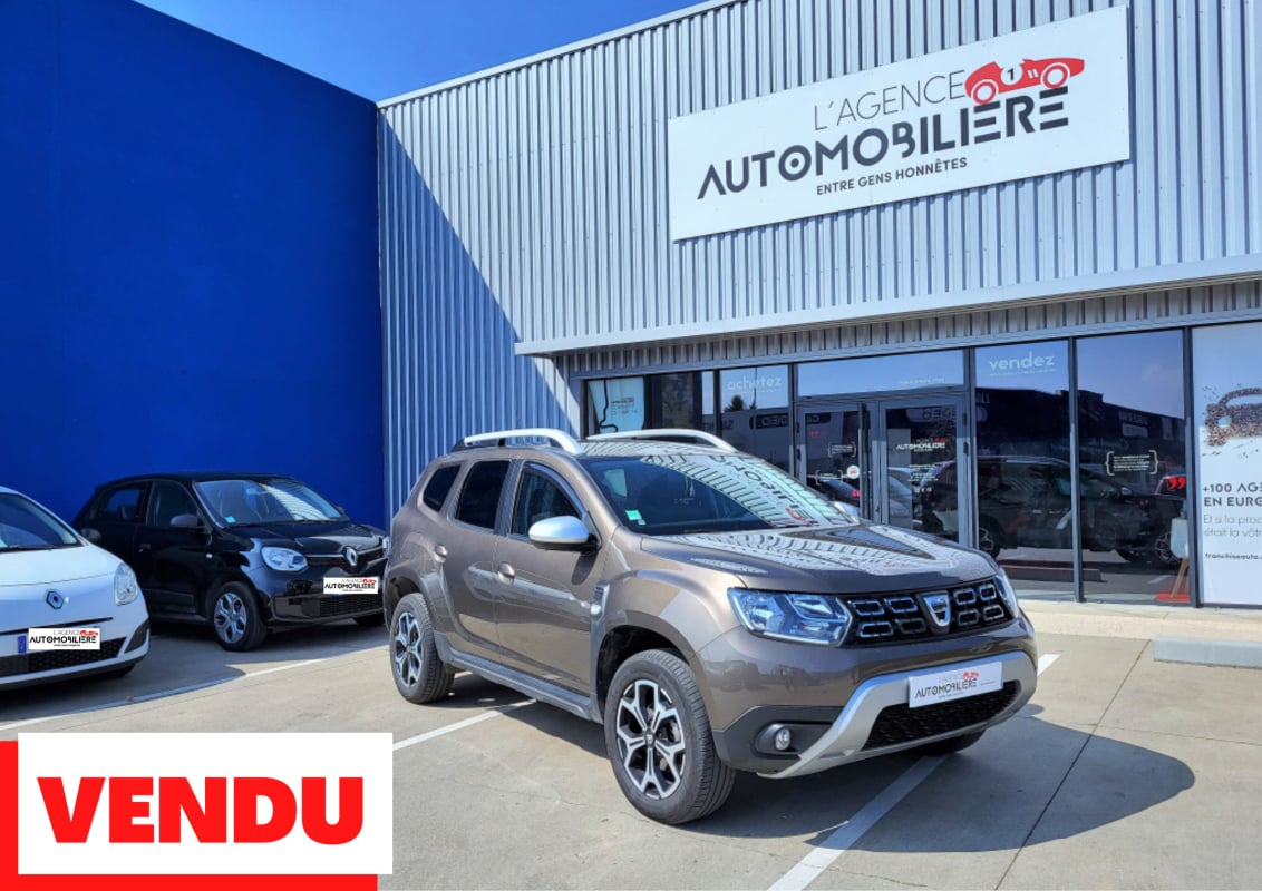 Dacia Duster 1.5 BLUE DCI 115 PRESTIGE 4x4 + ATTELAGE — 1