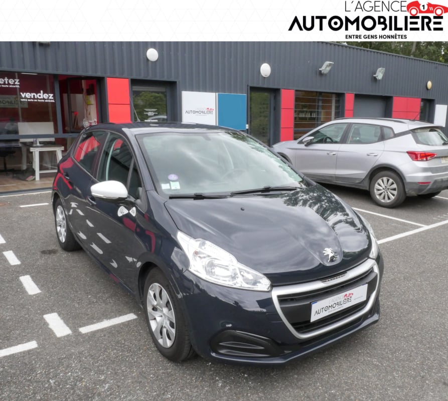Peugeot 208 1.2 PURE TECH LIKE 70CV — 1
