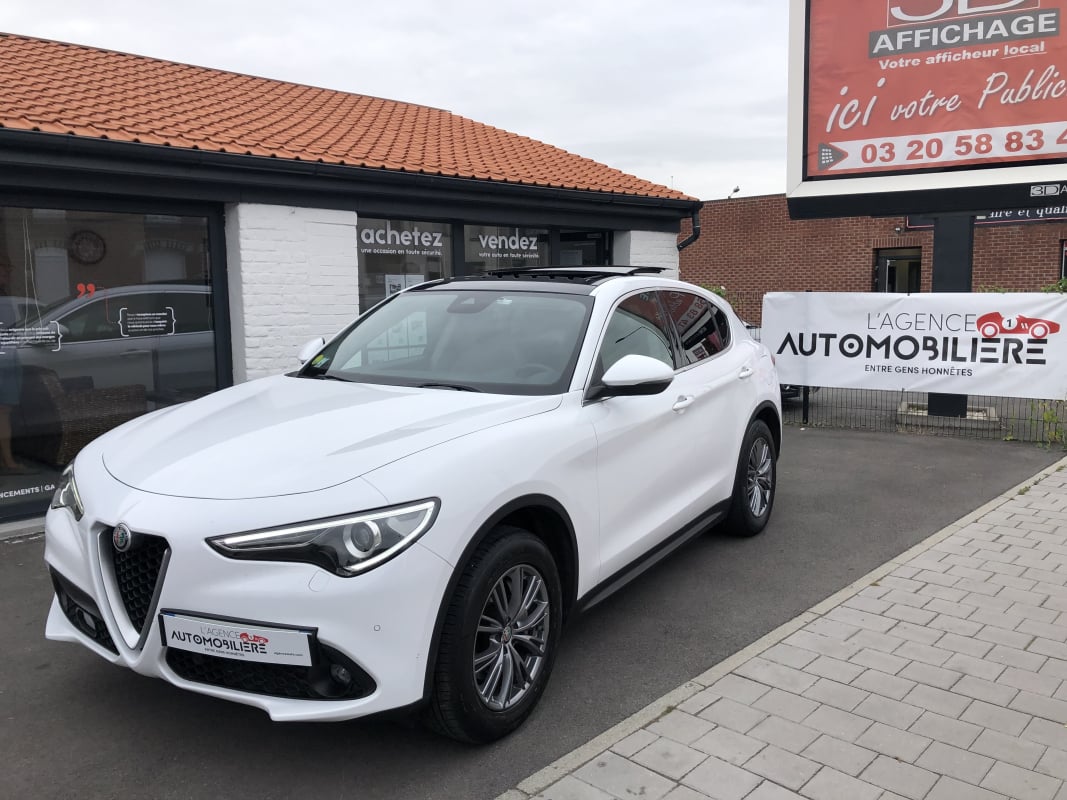 Alfa Romeo STELVIO 2.2 DIESEL 190 Q4 EXECUTIVE AT8 TOIT OUVRANT PANORAMIQUE — 1