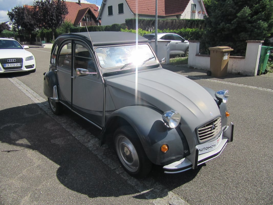 Citroen 2CV charleston — 1