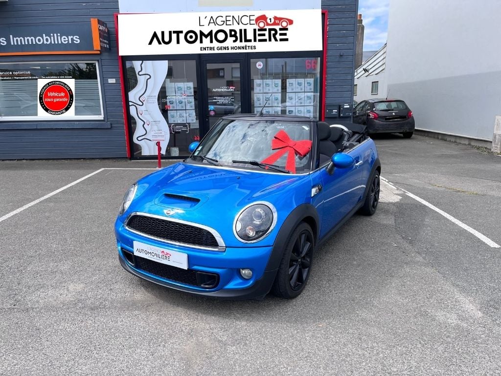 Mini Mini Cabriolet Cooper S Cabriolet LCI (R57) 1.6 essence 184 cv BVM6 Red Hot Chili — 1