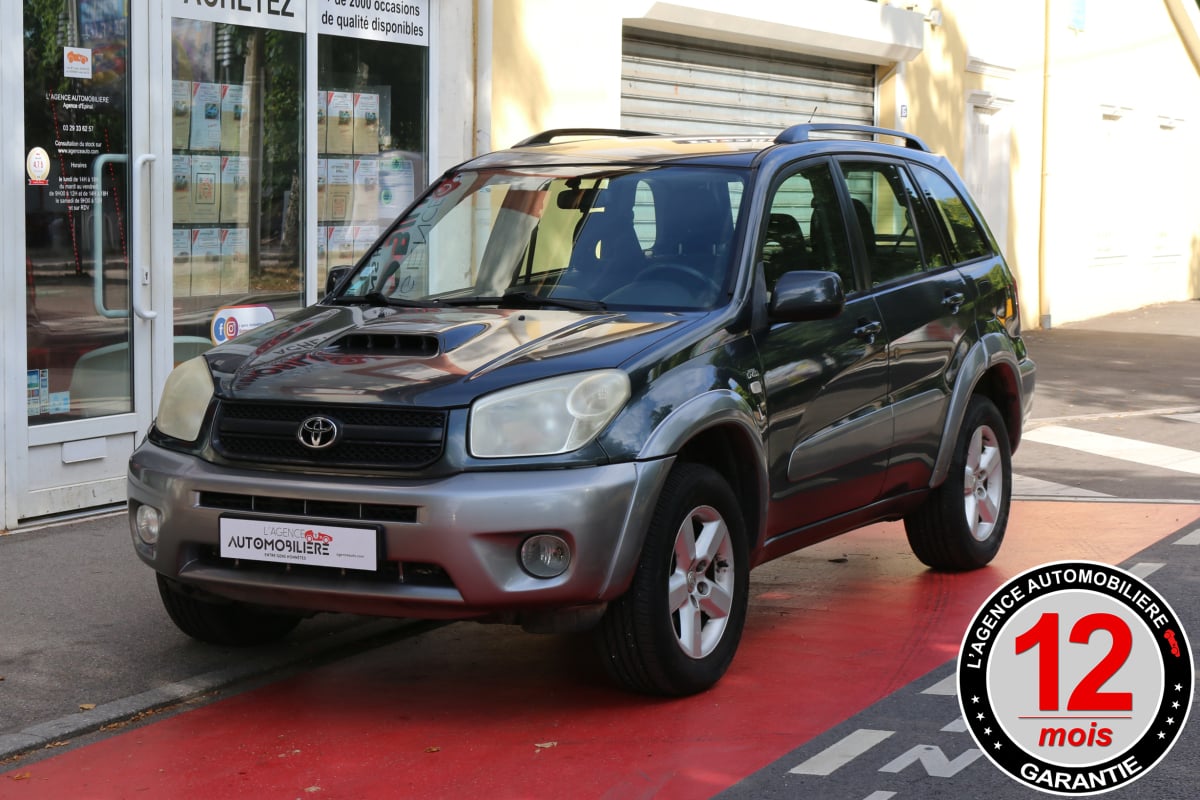 Toyota RAV4 II 2.0 D-4D 116 4WD BVM5 (Attelage, Climatisation, Roue de secours) — 1