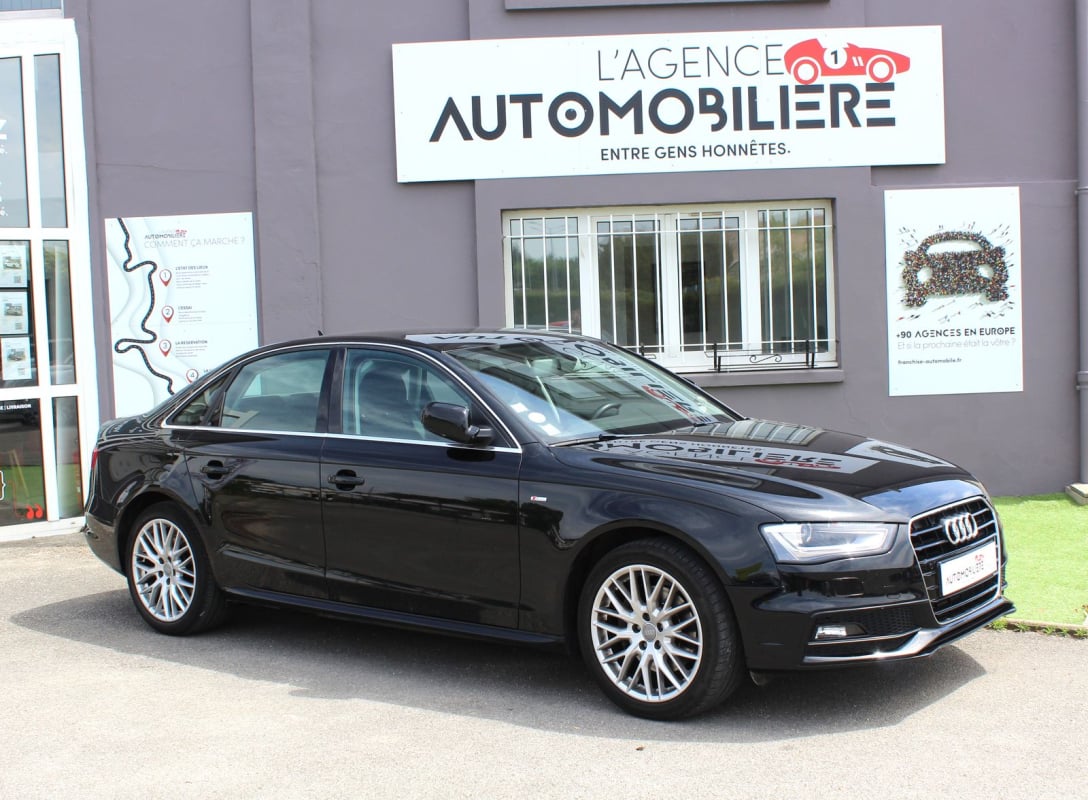 Audi A4 225CV-AMBITION LUXE + PACK S-LINE -2.0 — 1