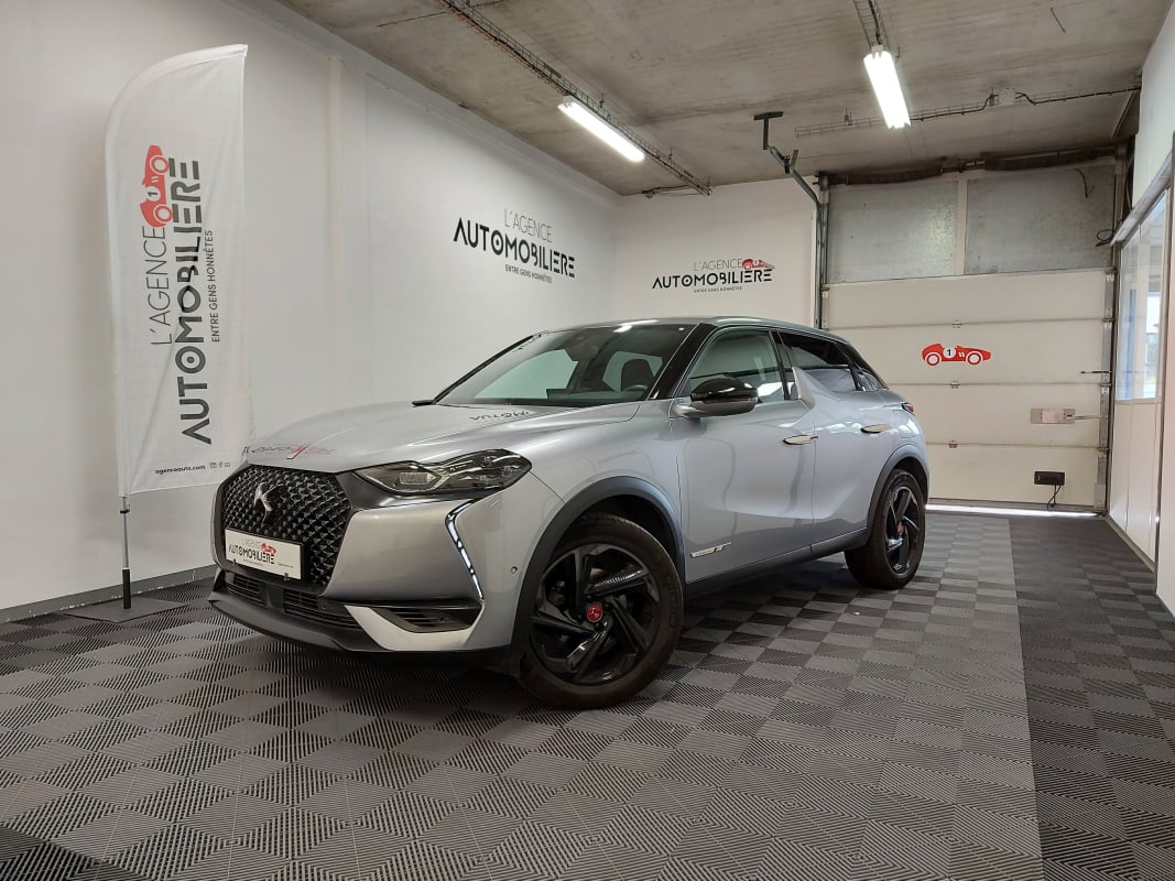 DS DS 3 CROSSBACK PERFORMANCE LINE PLUS EAT8 PURE TECH 155+ GARANTIE 12 MOIS — 1