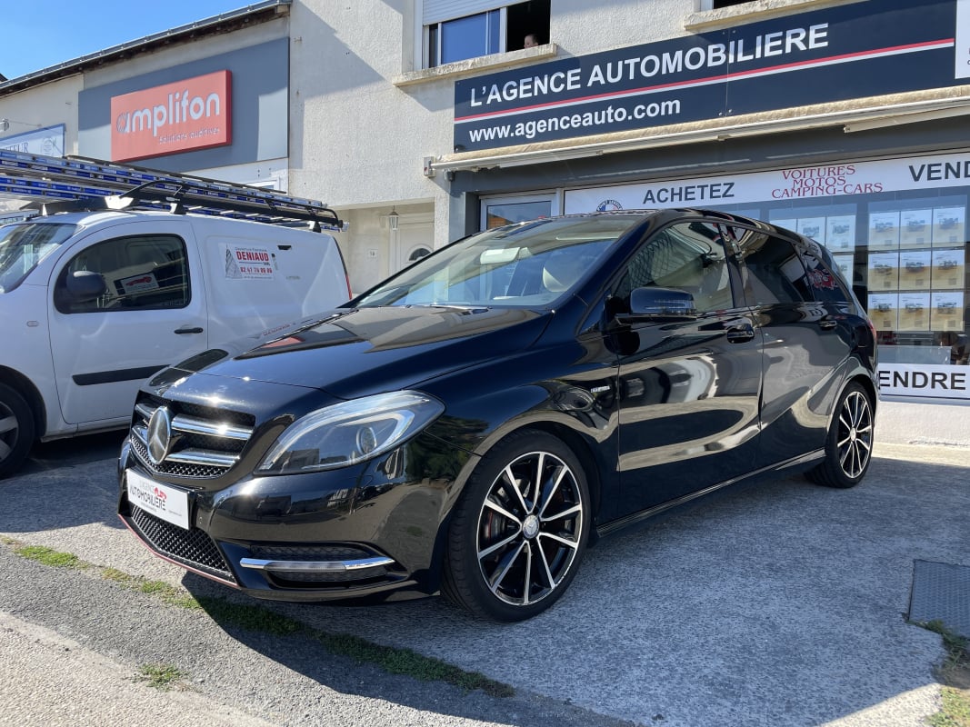 Mercedes-Benz Classe B CLASSE B 200 FASCINATION 156cv — 1