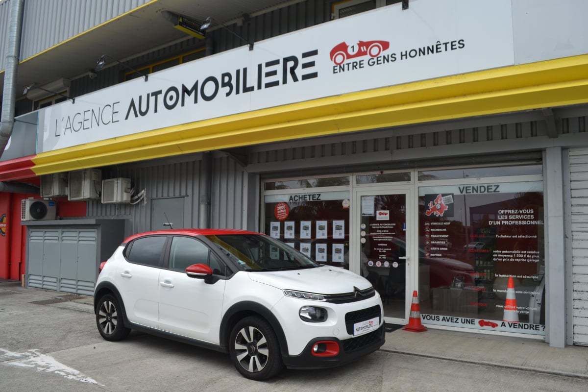 Citroen C3 1.2 PURETECH 110 S&S FEEL — 1