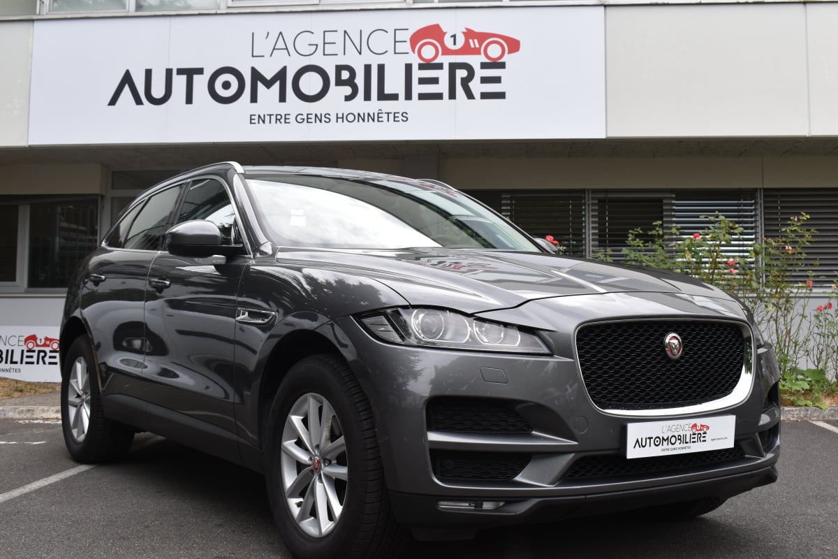 Jaguar F-Pace 2.0 D PORTOFOLIO AWD 16V 180 cv Boîte auto — 1
