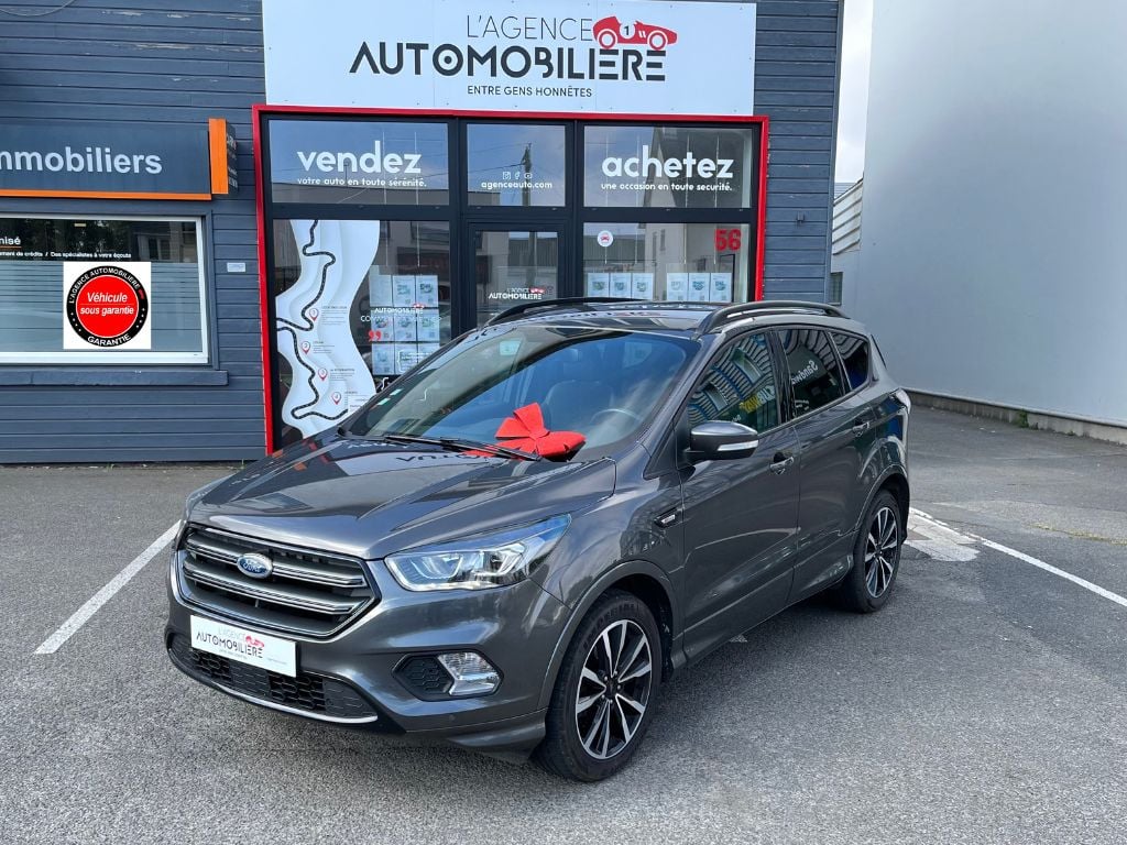 Ford Kuga 2.0 TDCi 150 cv 4x2 BVM6 ST Line — 1