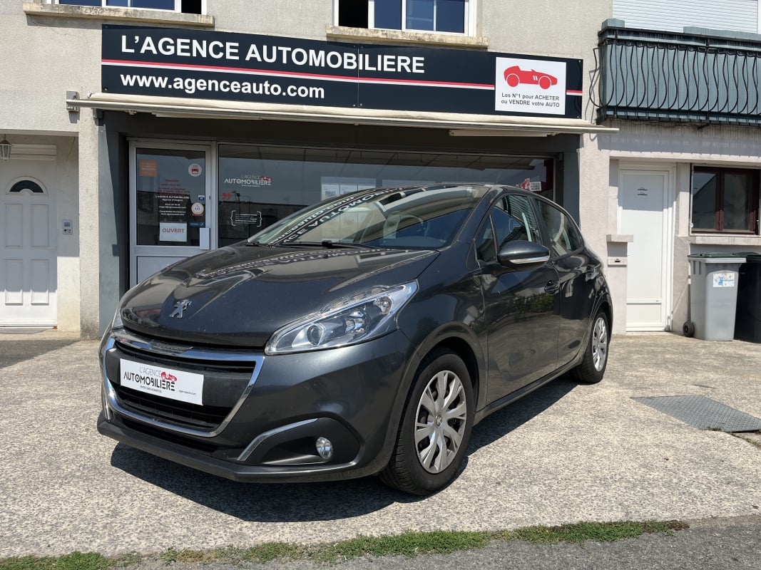 Peugeot 208 1.6 HDI 75 ch Active GPS — 1